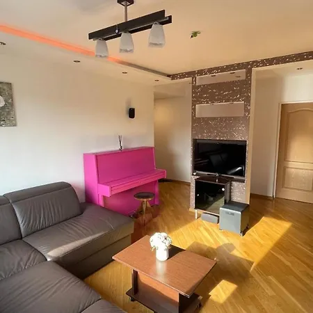 Aparamentai Seimai, Poilsiui Ar Darbui * Kaunas
